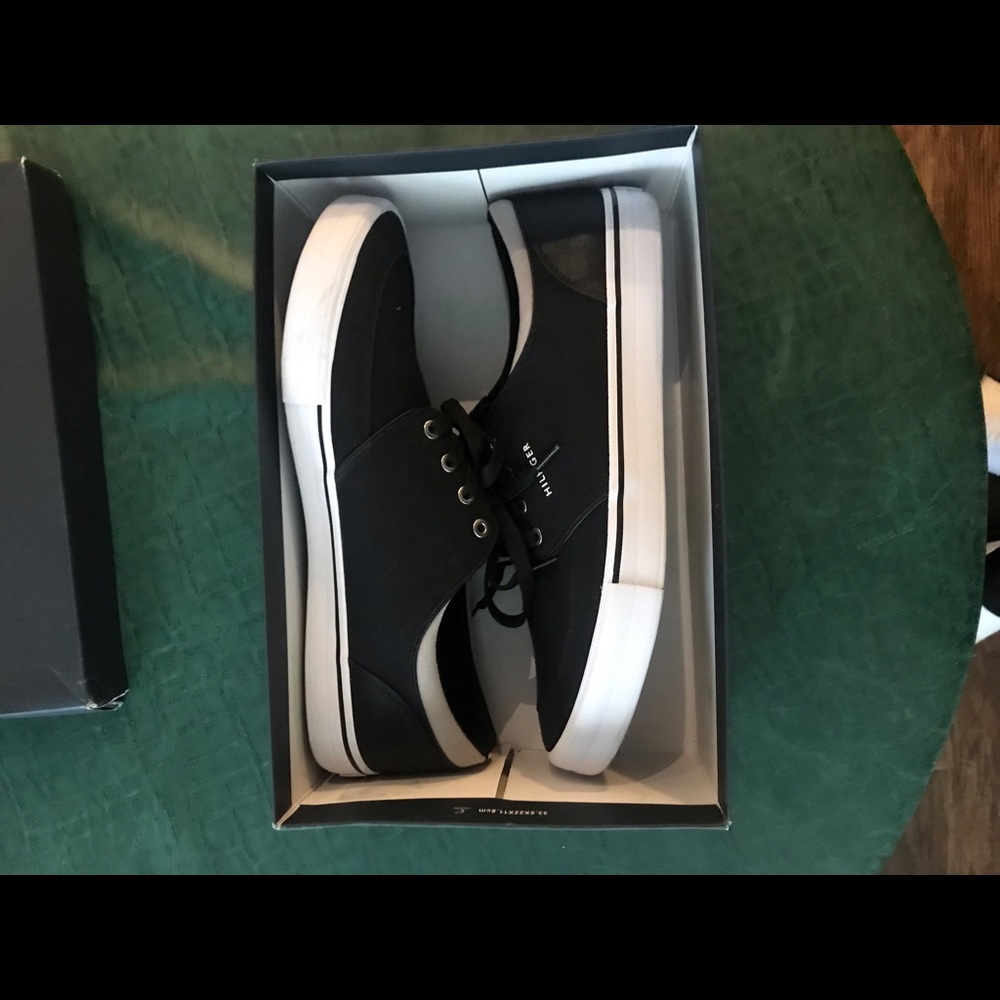 Tommy Hilfiger Casual Shoes